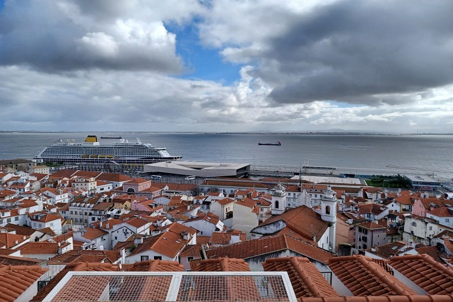 bairros em lisboa alfama