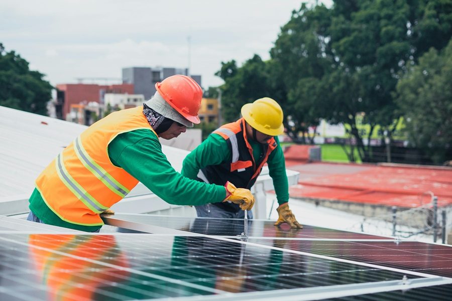 Como montar um sistema de painéis solares