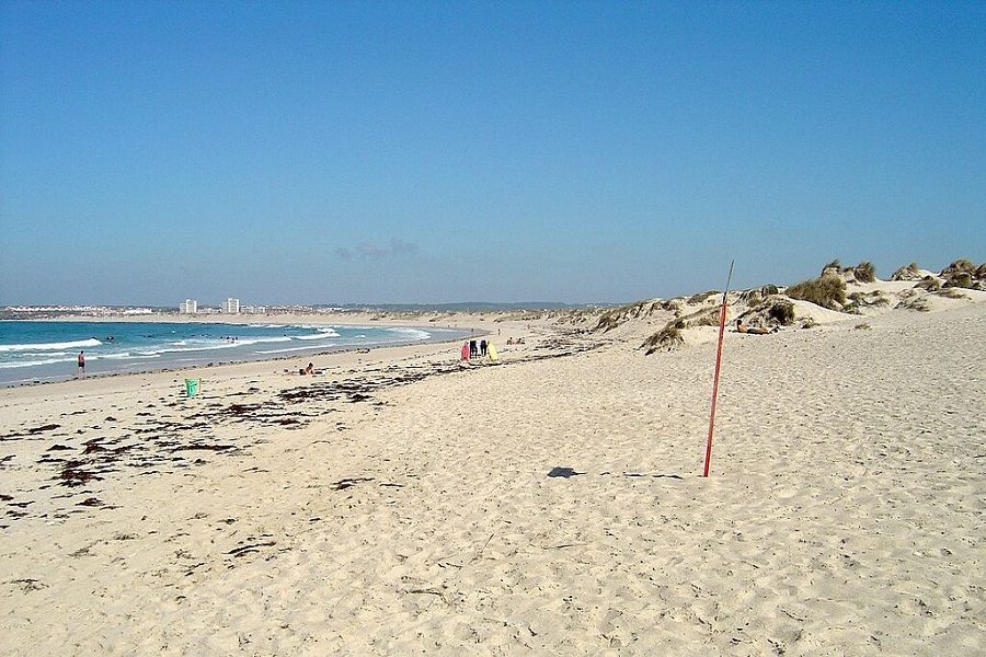 Praia Cova da Alfarroba