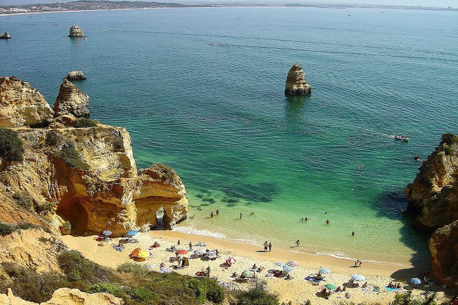 Praia do Camilo