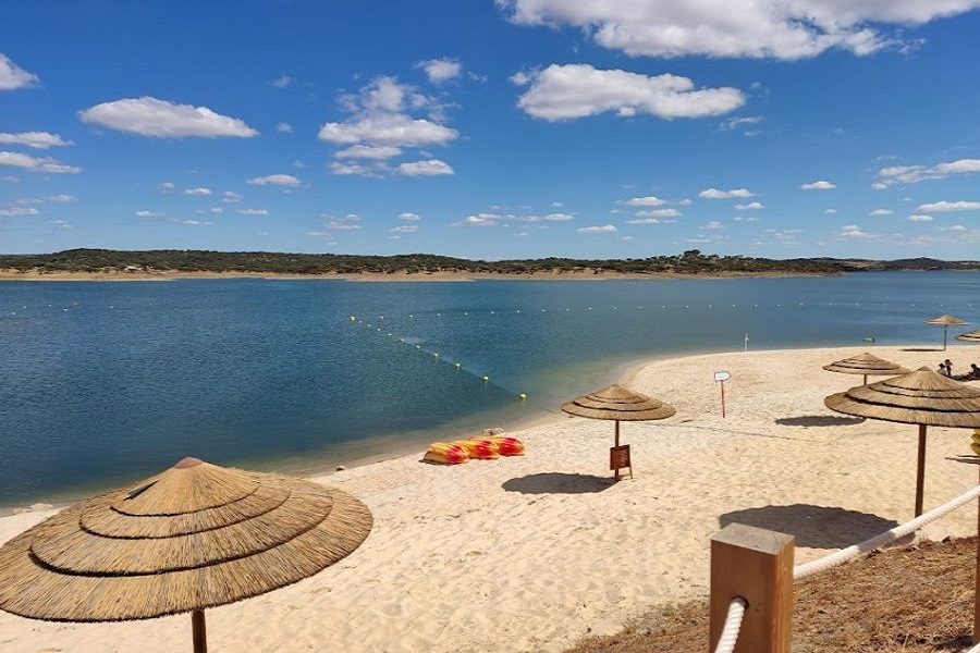 Praia fluvial Azenhas D'El Rei