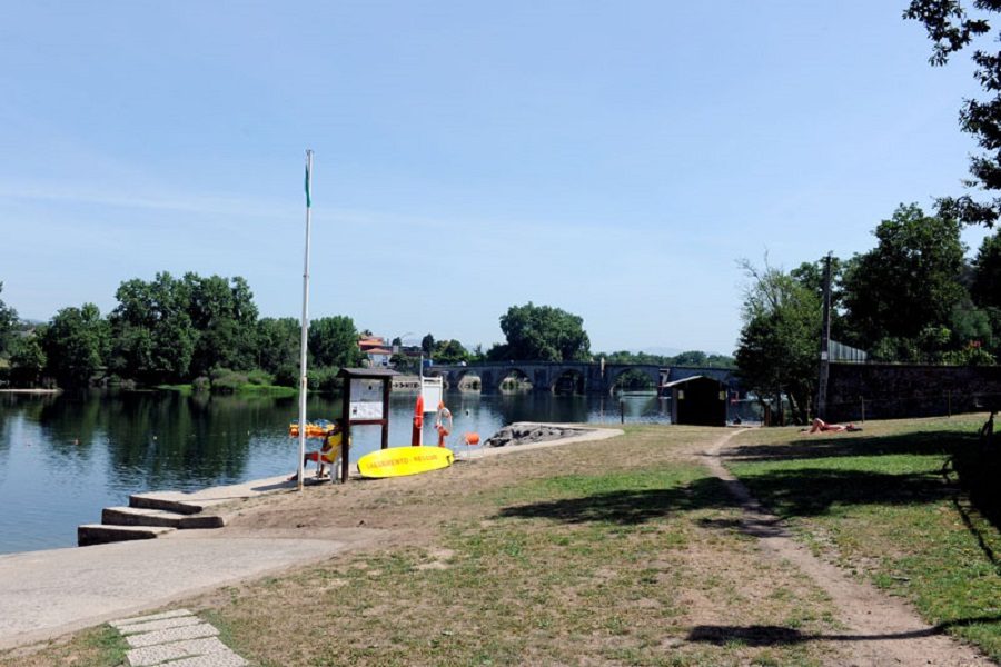 Praia Fluvial de Merelim São Paio Portugal