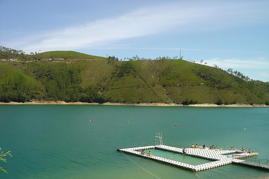 Praia fluvial do Lago