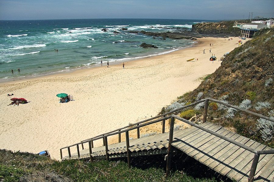 Praia do Almograve