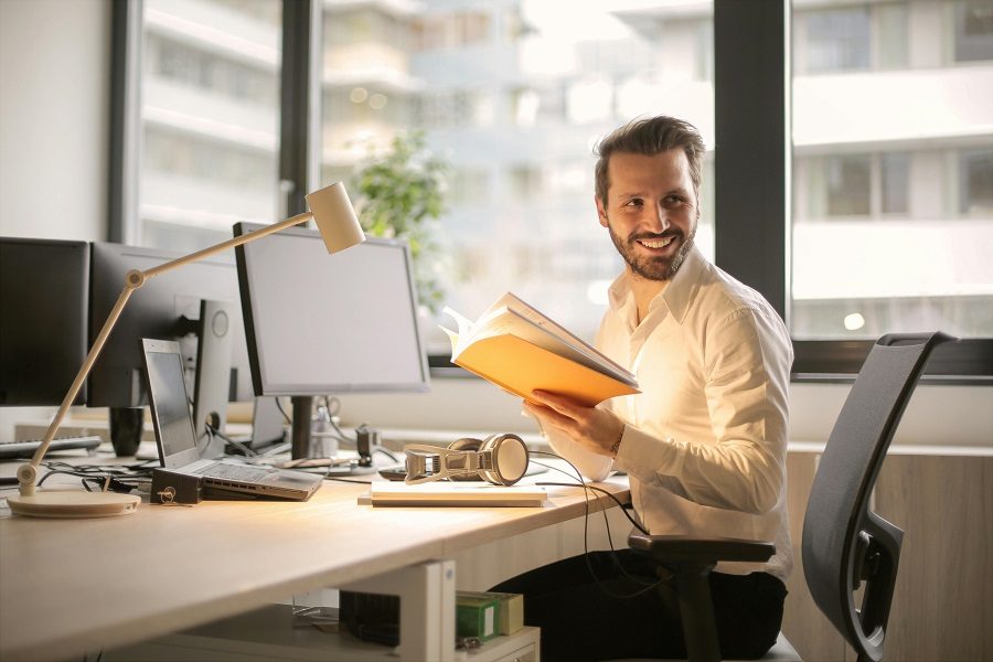 Quantos dias tenho de dar à empresa