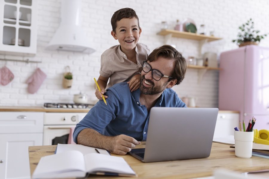 direito do trabalhador com filho menor